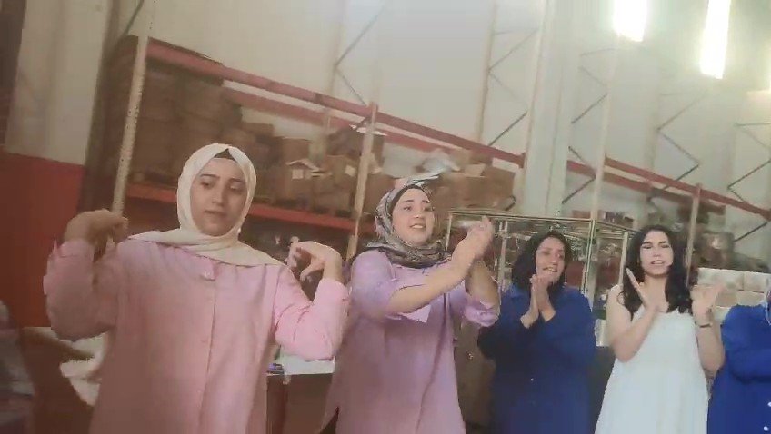 faciada-olen-iscilerden-geriye-o-goruntuler-kaldi-2-ay-once-halay-cekiyorlardi