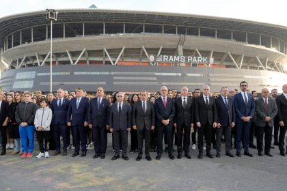 galatasaray-kulubu-gazi-mustafa-kemal-ataturku-andi