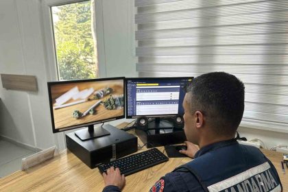 gaziantepte-43-vatandasi-toplam-1-milyon-709-bin-tl-dolandiran-5-supheli-tutuklandi