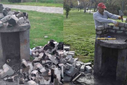 kamu-malina-zarar-verildi-belediye-ekipleri-aninda-mudahale-etti