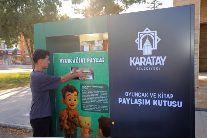 karatayda-oyuncak-ve-kitap-paylasim-kumbaralari-hizmette