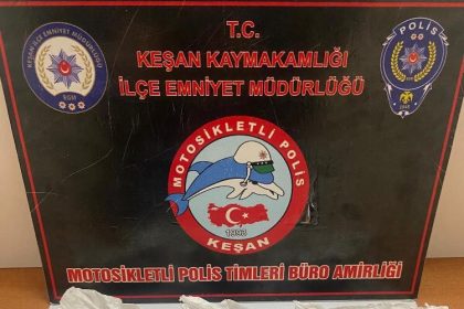 kesanda-polis-uyusturucuya-bulanmis-tutun-ele-gecirdi