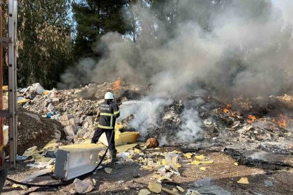 kirikhanda-hurdalik-alanda-cikan-yangini-itfaiye-ekipleri-sondurdu