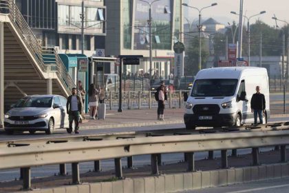 kocaeli-sakarya-duzce-ve-boluda-ataya-saygi-icin-hayat-durdu