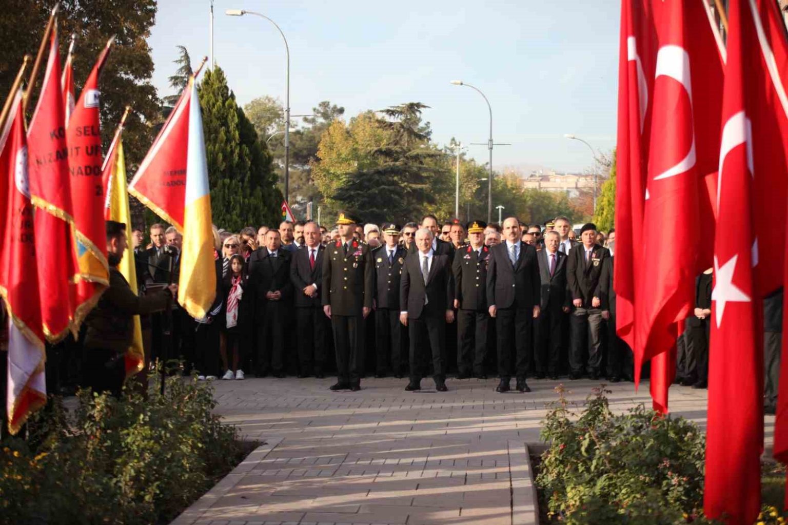 konya-karaman-ve-aksarayda-10-kasim-anma-torenleri