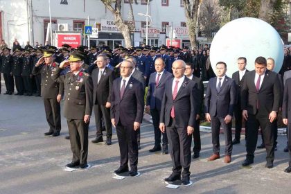 malatyada-10-kasim-ataturku-anma-toreni-duzenlendi