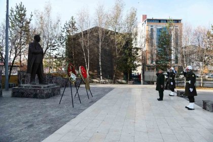 mustafa-kemal-ataturk-vefatinin-87inci-yilinda-ardahanda-anildi