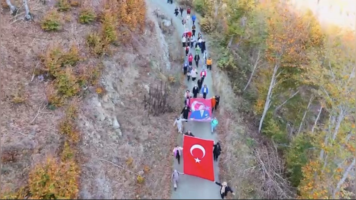 osmaniyede-doga-severler-ataturku-yuruyusle-andi