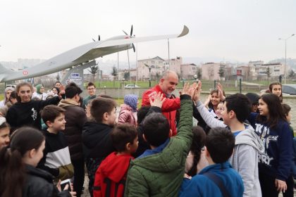 ozel-ogrenciler-canikte-bilimle-tanisti