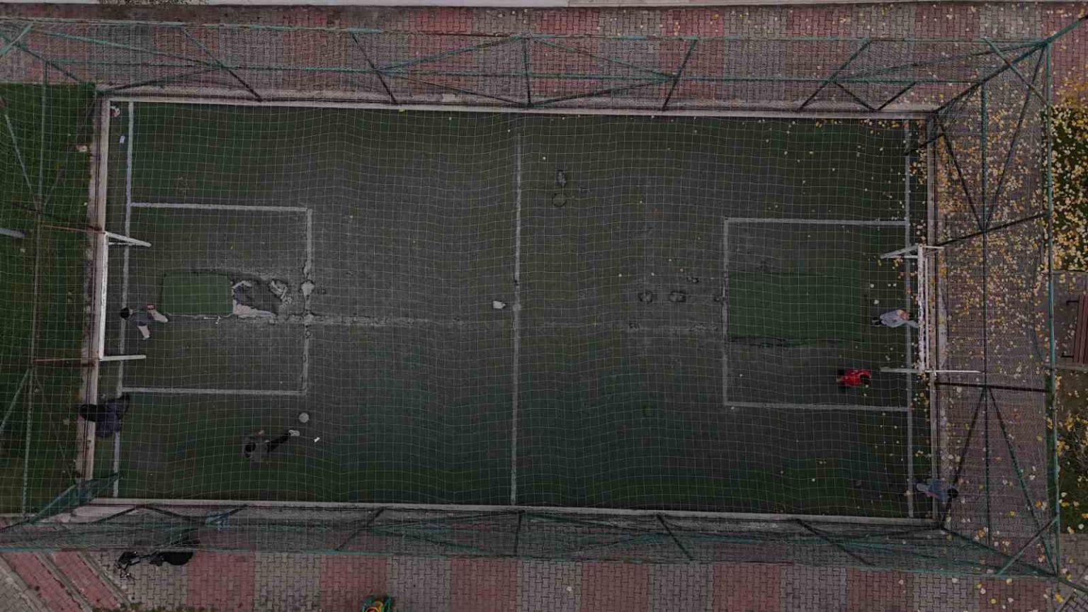 parktaki-hali-sahayi-tarlaya-cevirdiler