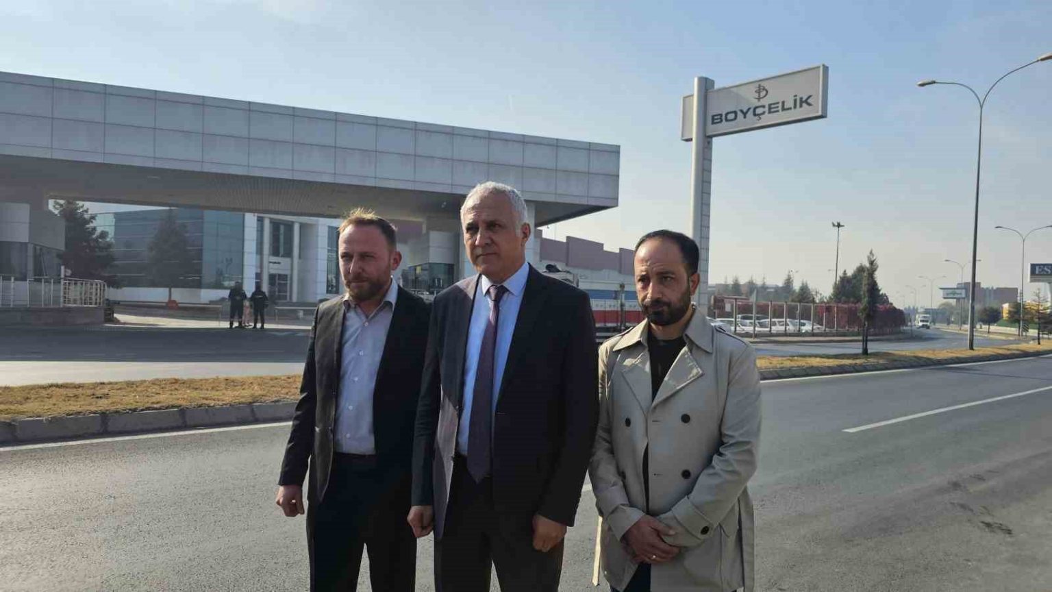 sahinden-boycelike-tepki-ekmekle-oynamak-bu-kadar-kolay-mi