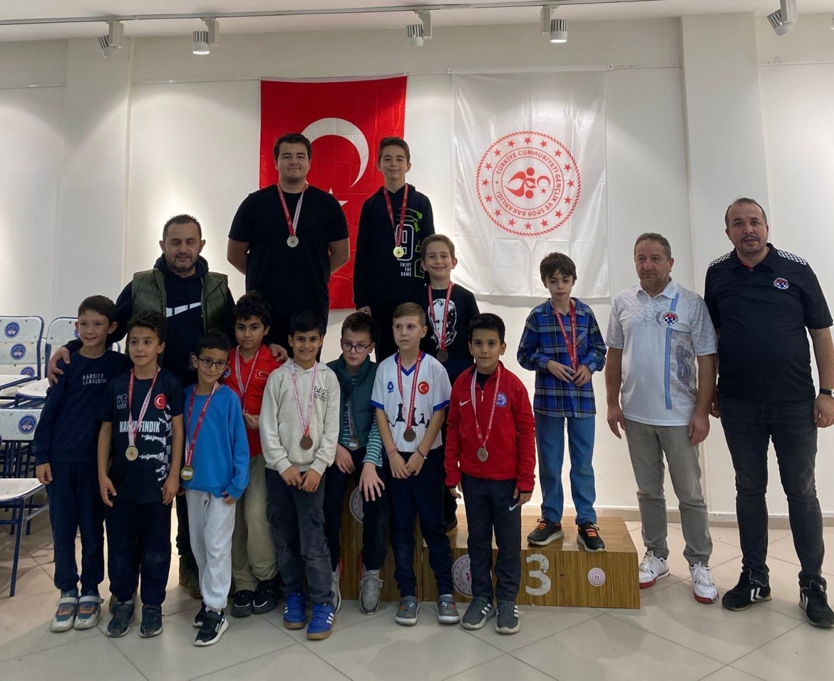 satrancin-sampiyonlari-belli-oldu