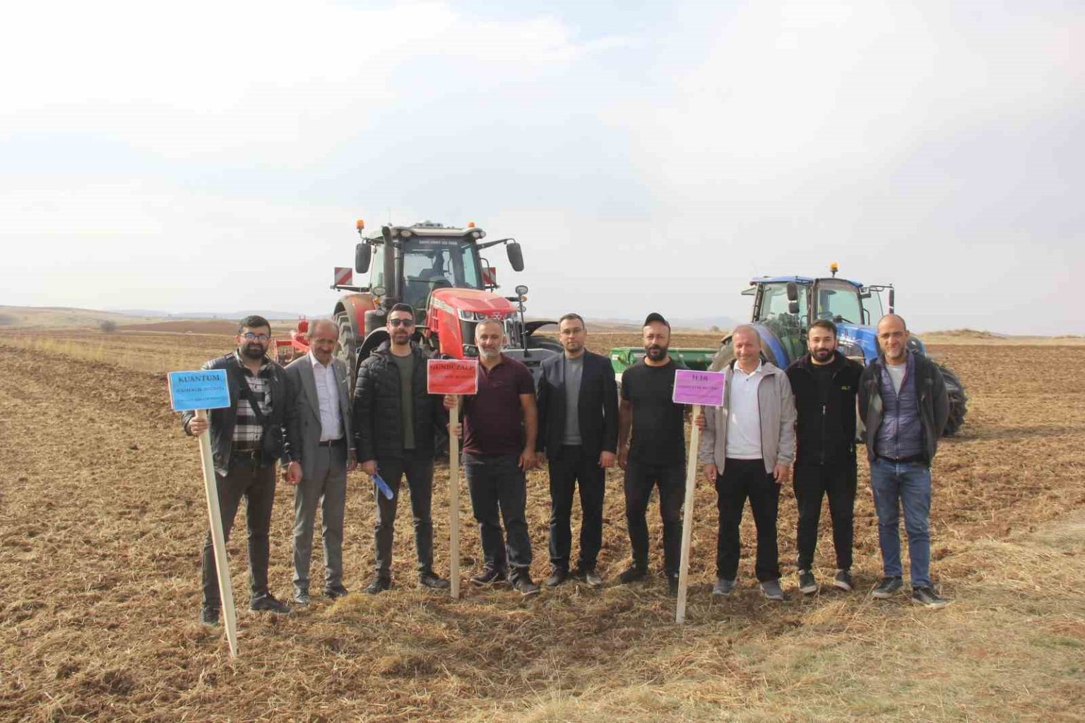 sivasta-5-farkli-ekmeklik-bugday-pilot-bolgede-toprakla-bulusturuldu