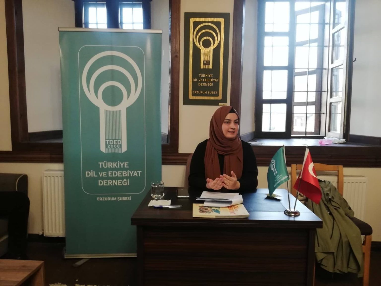 tded-erzurumun-konugu-gamze-akcil-yabancilara-turkce-ogretimi-turkiyenin-kulturel-diplomasisine-katki-saglamaktadir