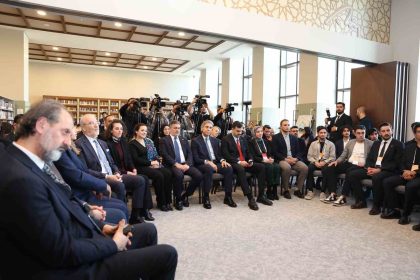 ak-parti-sozcusu-celik-siyasi-partilerin-bir-kismi-sadece-ideoloji-odakli-siyasi-cemaatlere-donusuyor