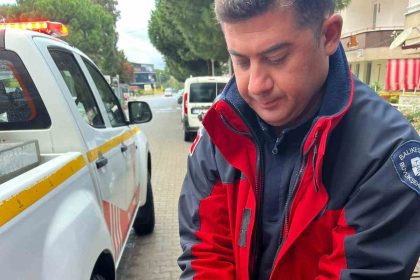 burhaniyede-mazgala-sikisan-kirpiyi-itfaiye-kurtardi