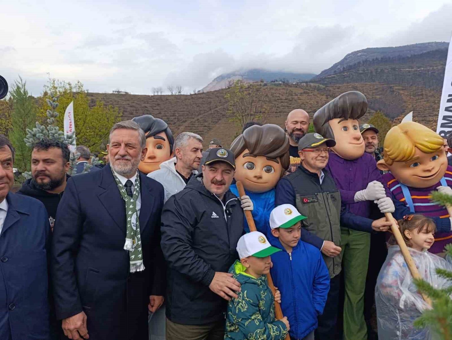 bursada-yanan-ormanlar-milli-agaclandirma-gununde-yeniden-yeseriyor