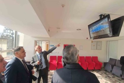 cakmur-kurmaylarina-tesisleri-gezdi