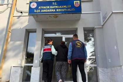 canakkalede-bos-arazide-bulunan-bebek-cesediyle-ilgili-1-kisi-gozaltina-alindi