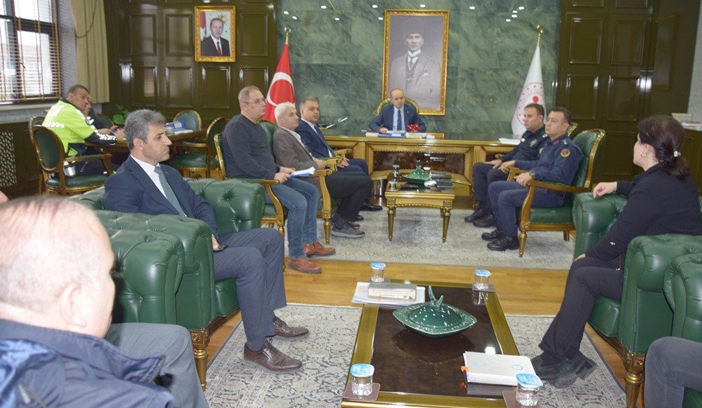 canda-kis-tedbirleri-toplantisi-duzenlendi