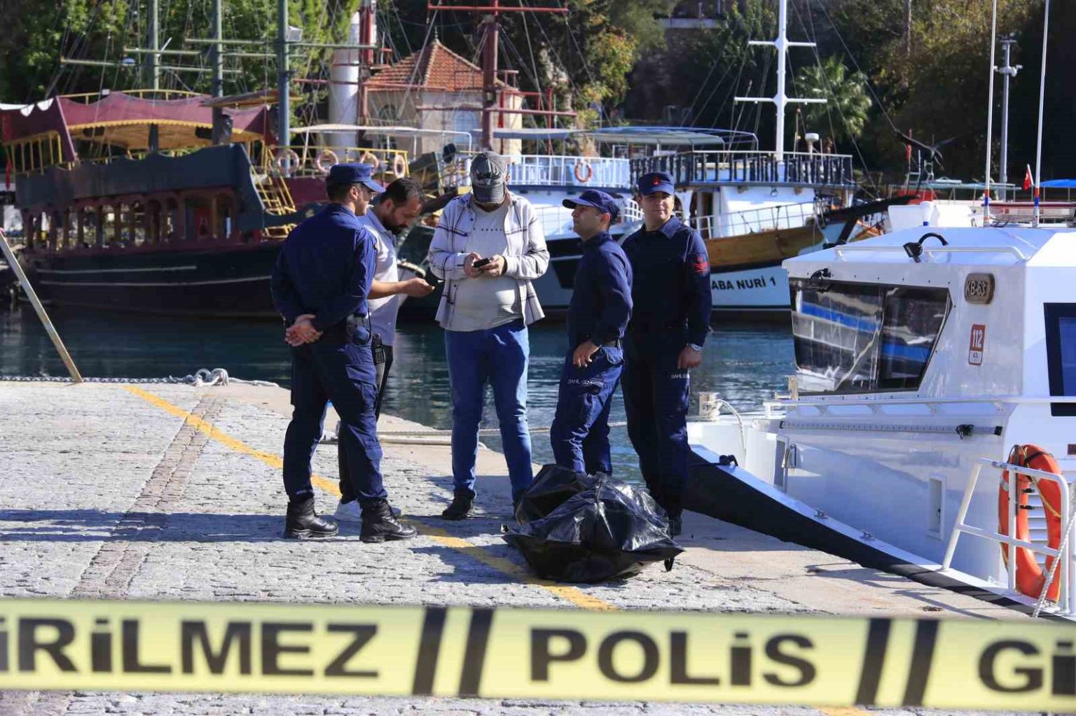 denizde-genc-kizin-cansiz-bedeni-bulundu