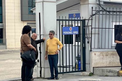 denizden-cesedi-bulunan-kiz-cocugunun-kimligi-belirlendi-aile-gozyaslarina-boguldu