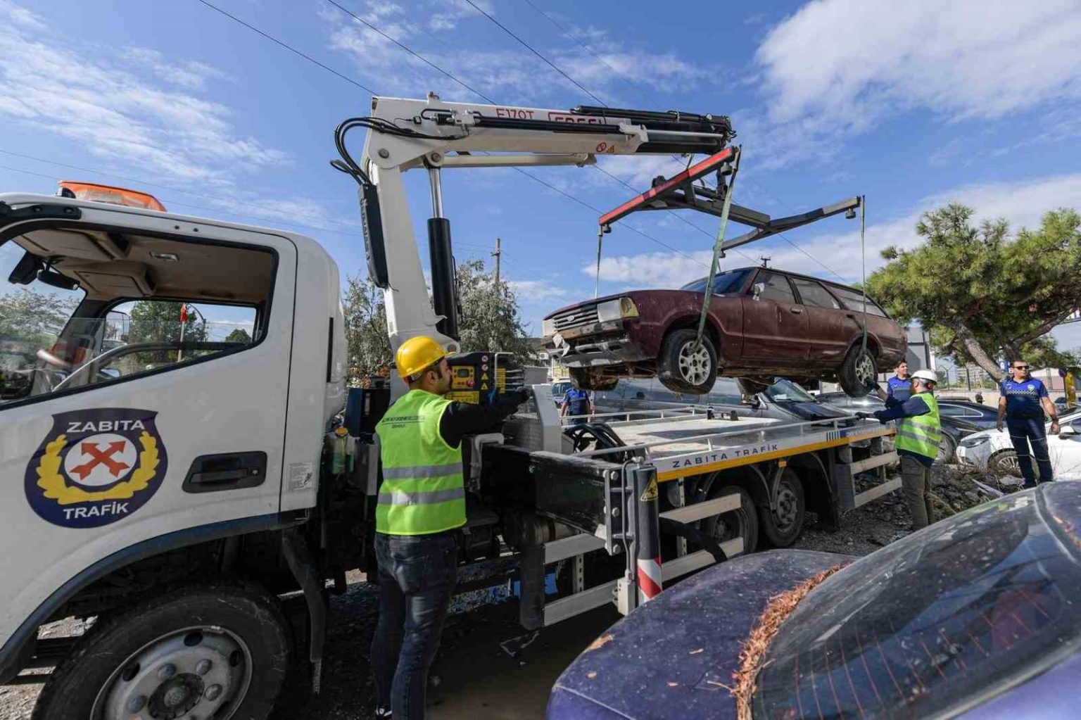 hurda-araclar-ekonomiye-kazandiriliyor