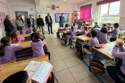 ihtiyac-sahibi-ogrencilere-kislik-bot-dagitimi