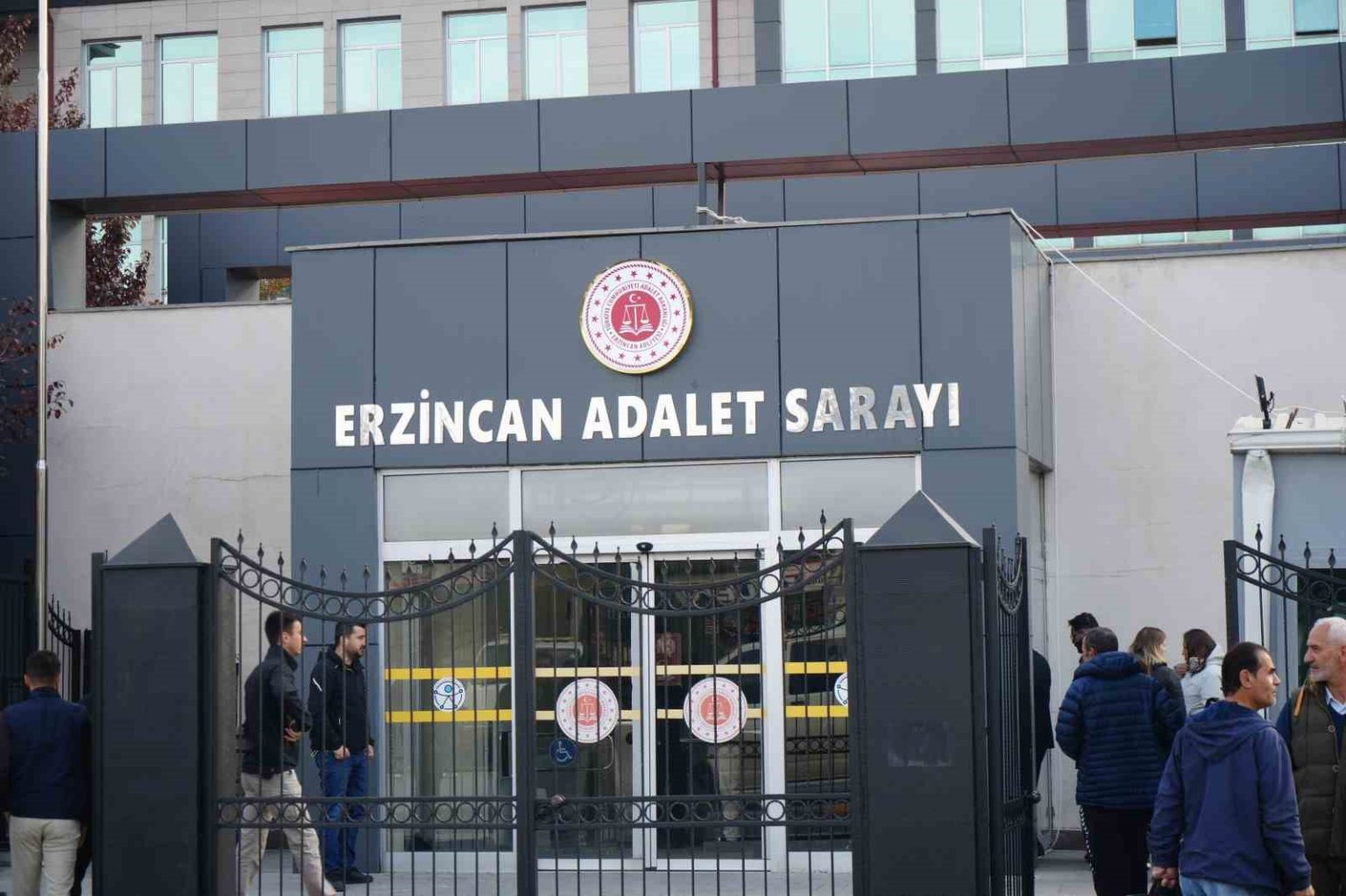 ilicteki-toprak-kaymasina-iliskin-yeni-bilirkisi-raporu-dorduncu-durusmaya-yetisti