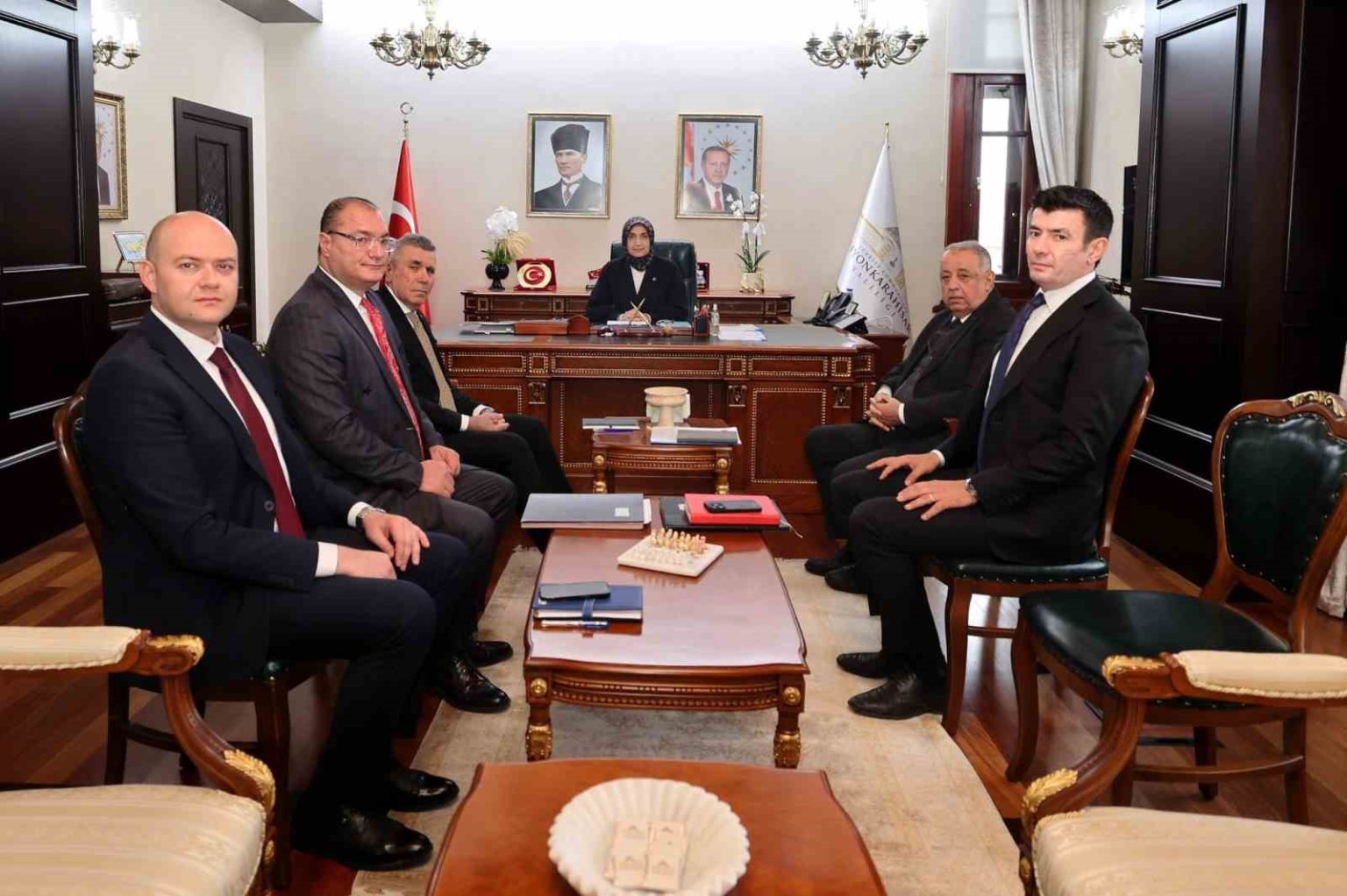 kamu-hizmetlerinin-kalitesinin-arttirilmasi-ele-alindi