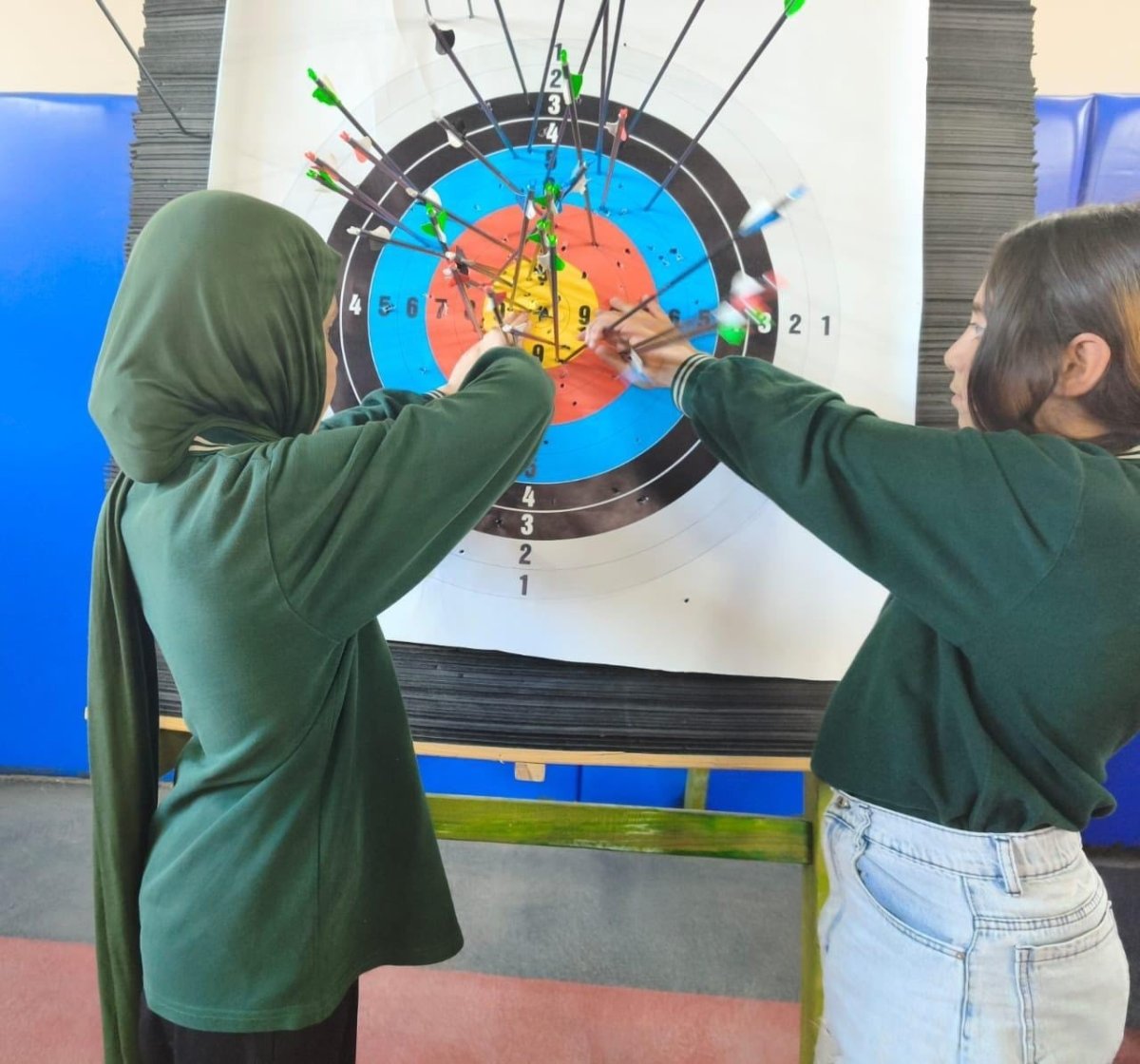 korkutta-okculuk-antrenmanlari-yogun-katilimla-suruyor