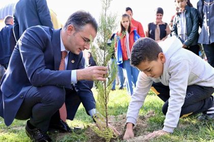 kulu-ve-karapinarda-fidanlar-toprakla-bulustu