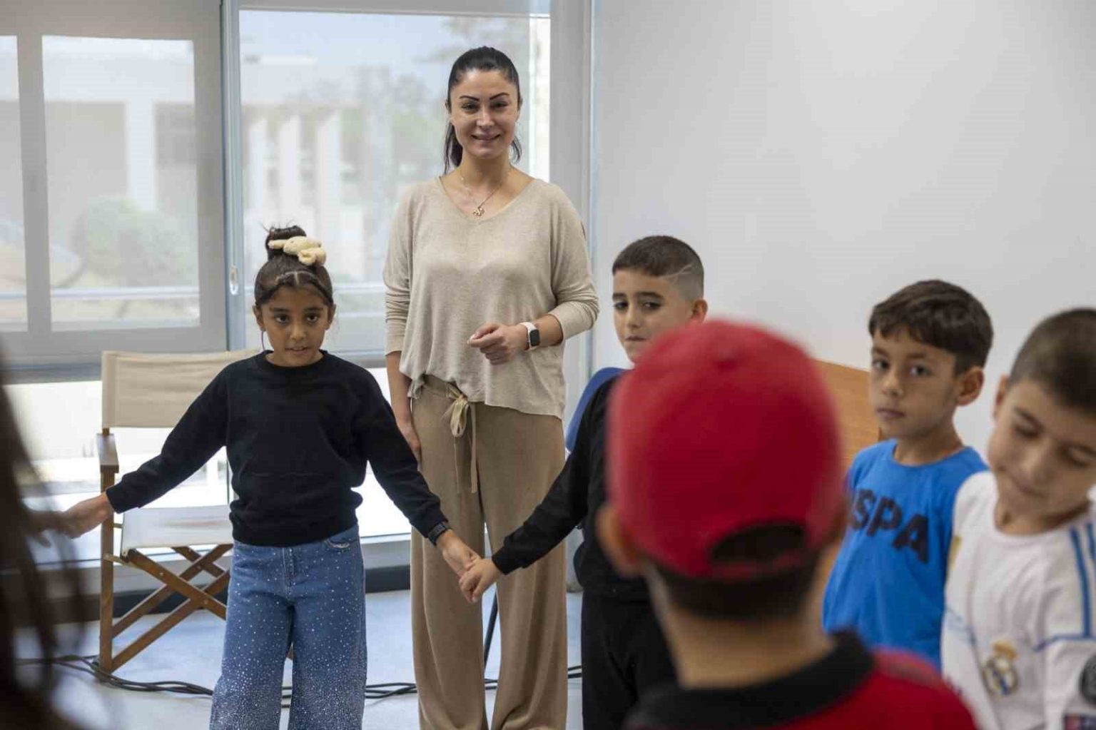 mersinde-ucretsiz-tiyatro-kursuna-yogun-ilgi