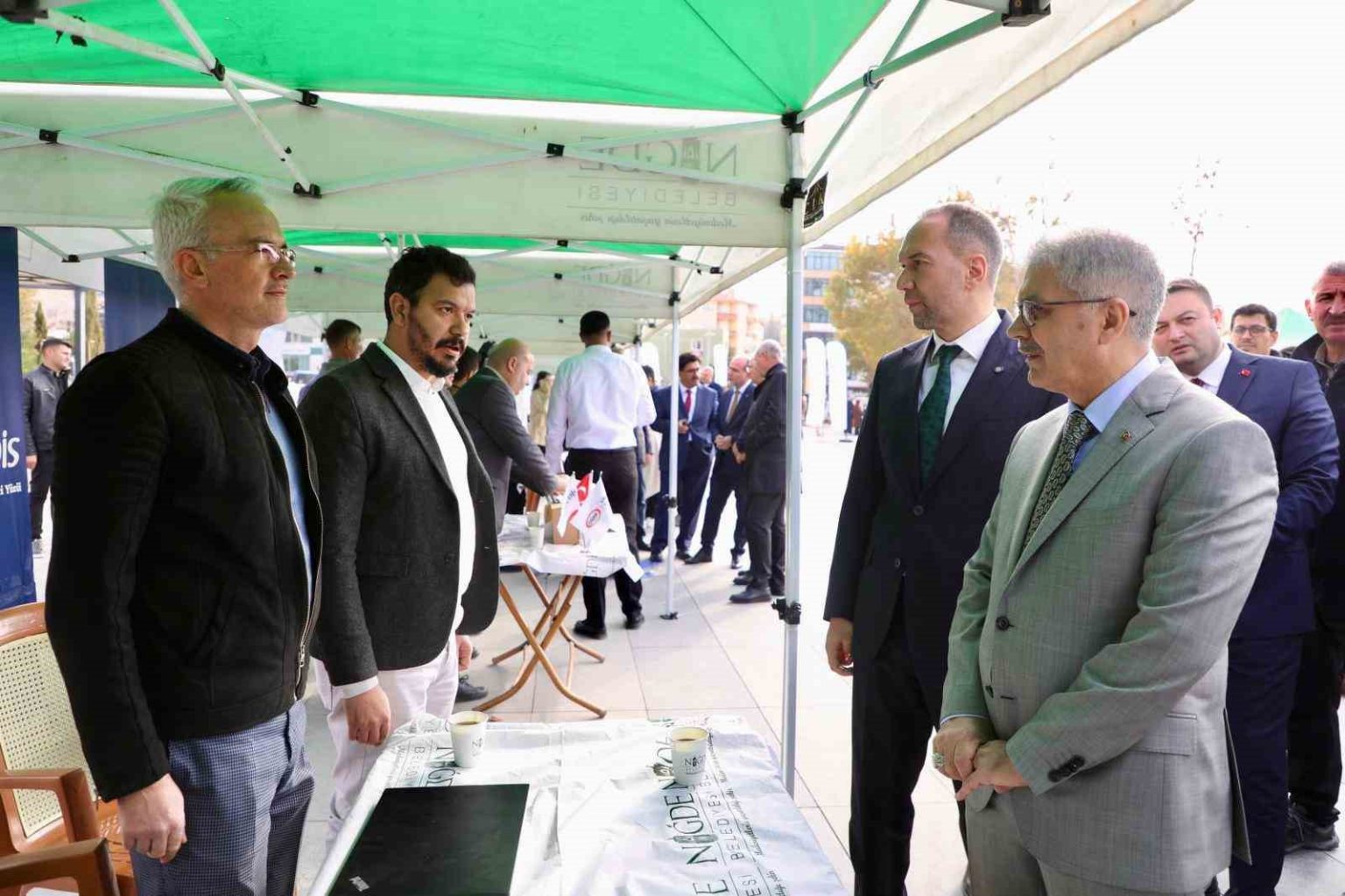 nigdede-istihdam-bulusmasi-is-arayanlar-ve-isverenler-bir-araya-geldi