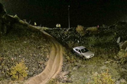 otomobil-viyadukten-uctu-1-yarali