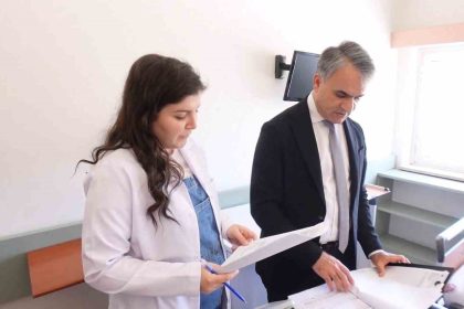 prof-dr-gozel-gereksiz-yere-kullanilan-antibiyotiklerin-hastanin-sagligini-iyilestirmekten-ziyade-bozabilmektedir