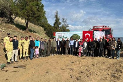 sarigolde-300-fidan-toprakla-bulustu