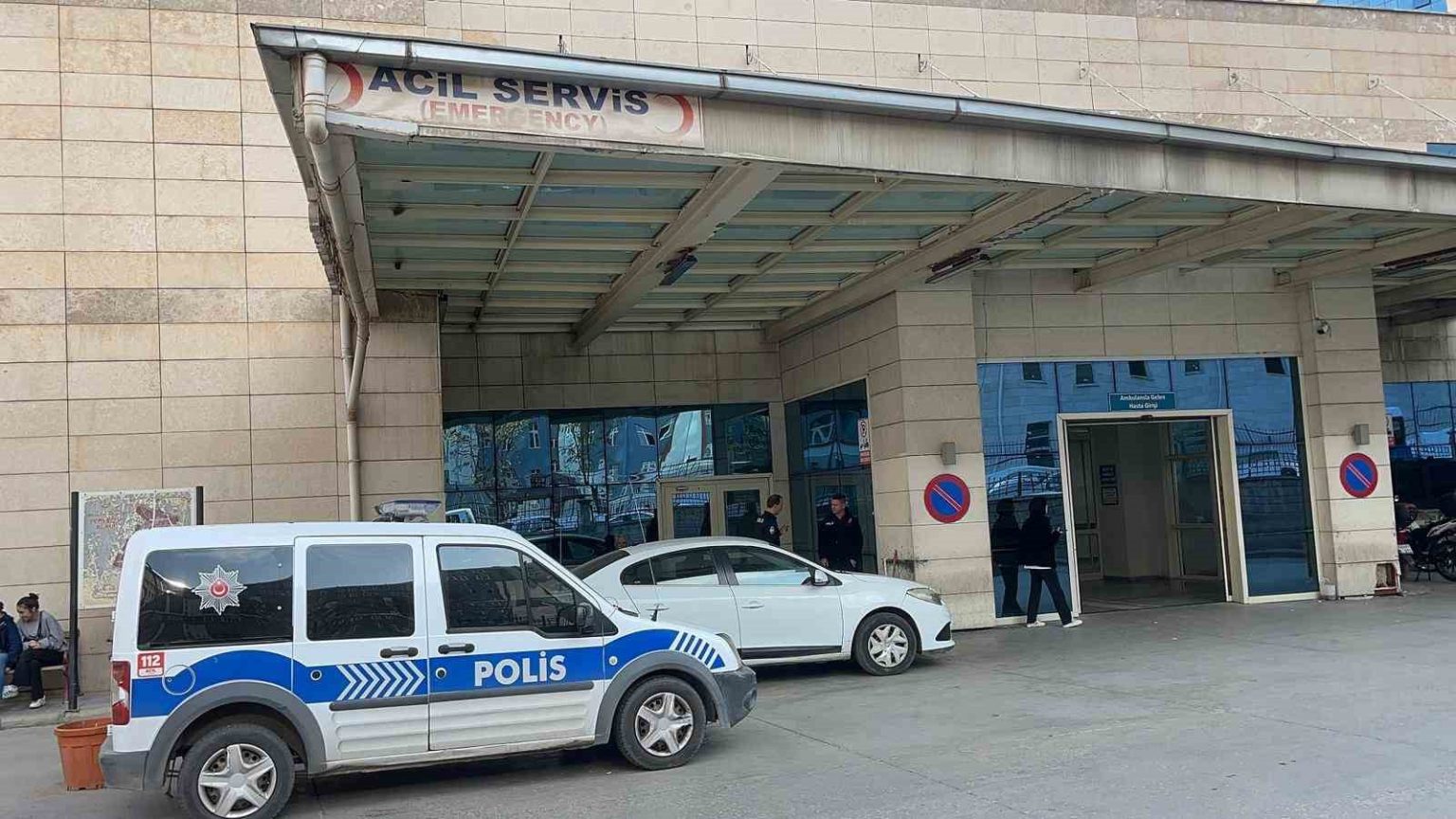 siirtte-canli-hayvan-borsasinda-silahli-ve-sopali-kavga-5-yarali