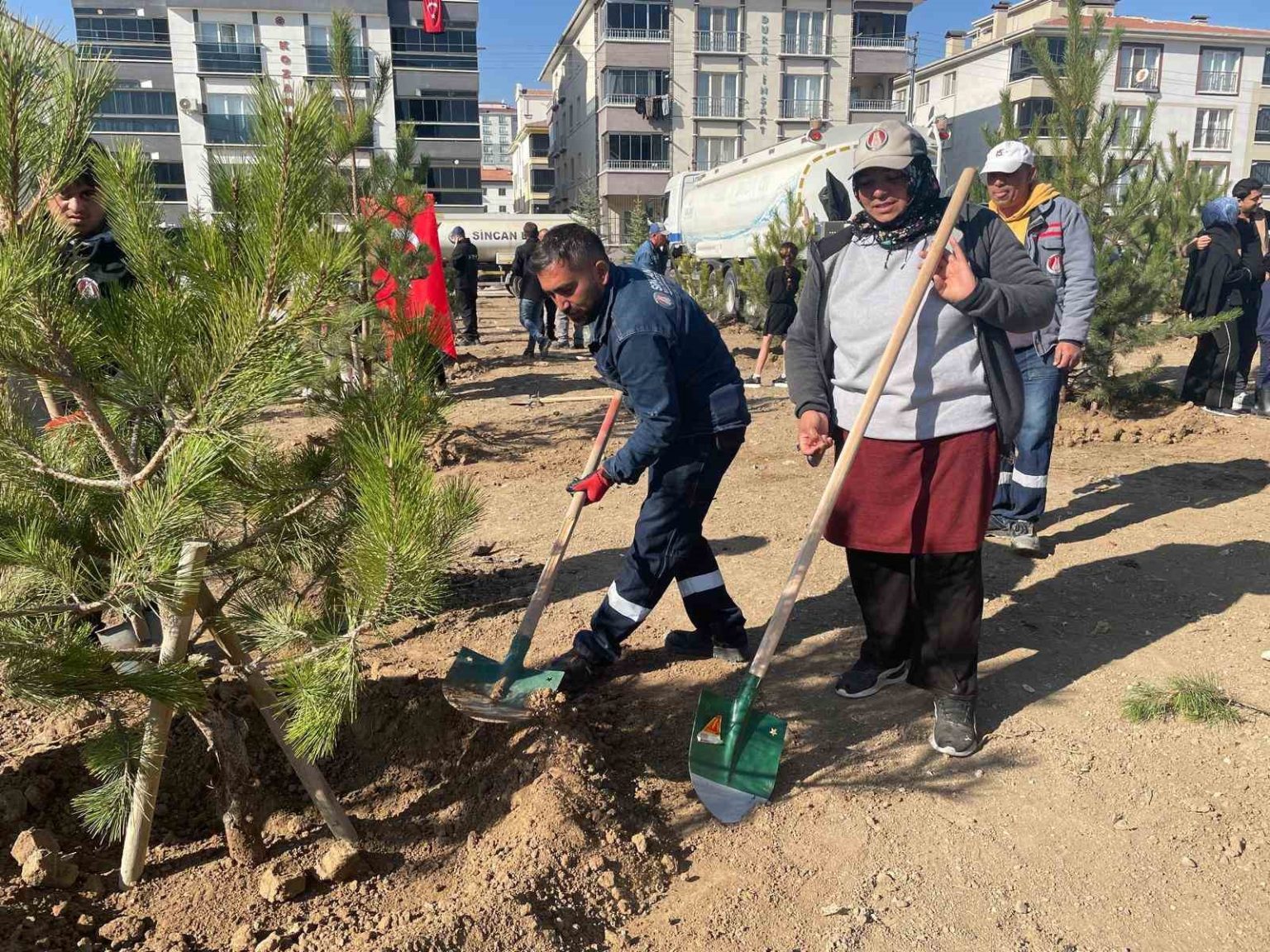 sincan-belediye-baskani-ercan-sincanda-kisi-basina-dusen-yesil-alan-icin-15-metrekare-civarinda-bir-alandan-soz-edebiliriz