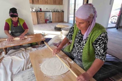 tandiri-olmayan-da-geliyor-unu-olmayan-da-anadoludaki-yardimlasma-kulturu-suruyor