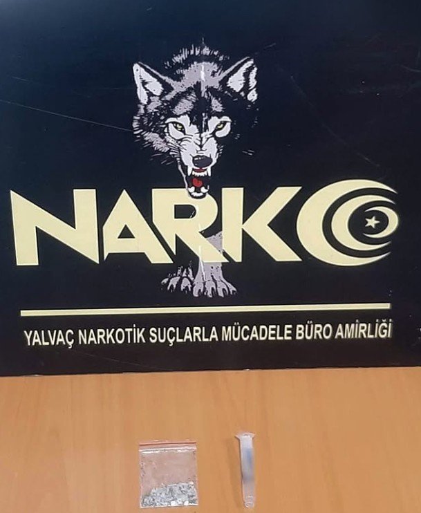 yalvacta-uyusturucu-operasyonu-2-kisi-yakalandi