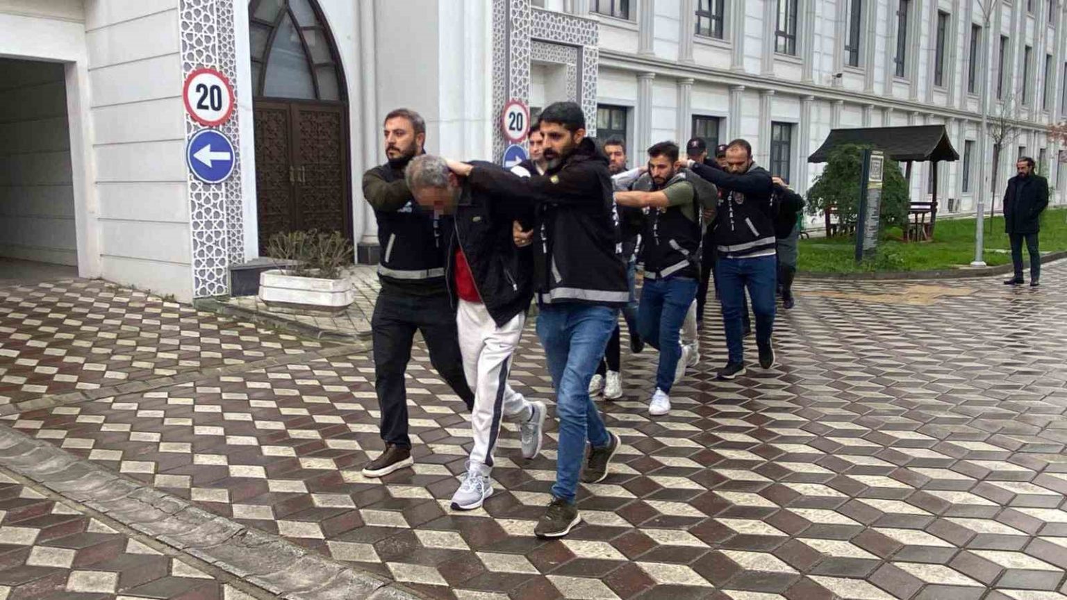 yangin-faciasina-iliskin-11-supheliden-7si-tutuklandi