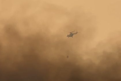 yuksekovanin-kus-cennetindeki-yangina-havadan-mudahale