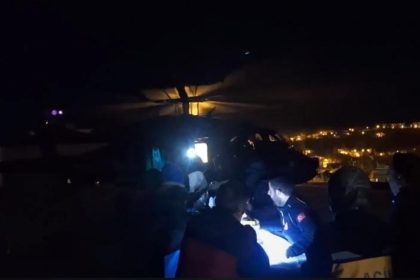 yuksekten-dusen-genc-jandarma-helikopteriyle-kurtarildi