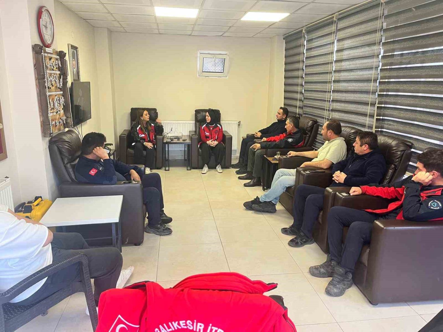 balikesir-buyuksehir-belediyesinden-itfaiyecilere-psikolojik-destek