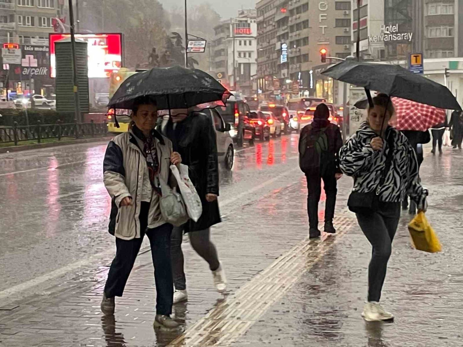 balikesirde-ekim-yagisinda-100-katlik-artis