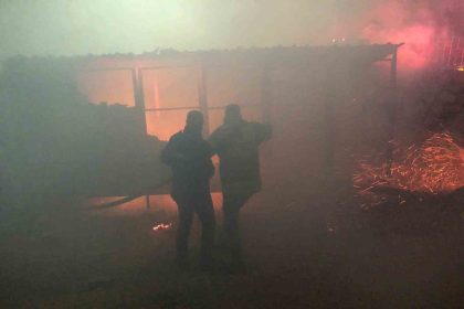 besnide-konteyner-yangini-korkuttu