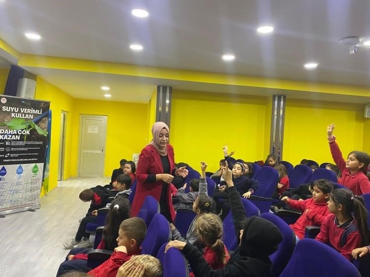 bilecikte-ogrencilere-su-verimliligi-egitimi-verildi