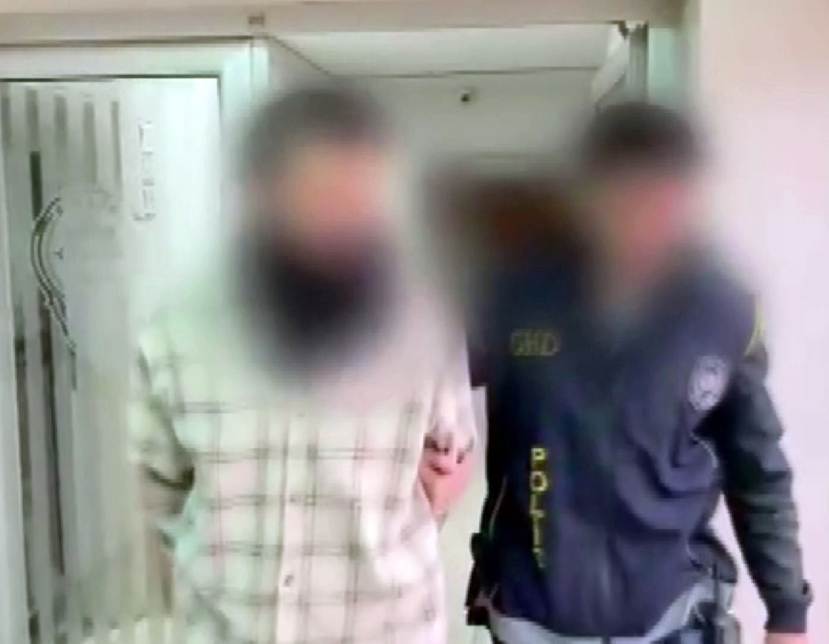 d-100de-durdurulan-minibuste-afganistan-uyruklu-7-duzensiz-gocmen-yakalandi