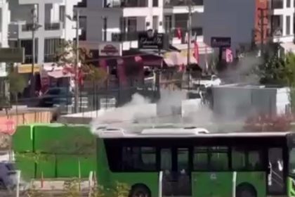 denizlide-halk-otobuslerinin-atesi-yukseldi